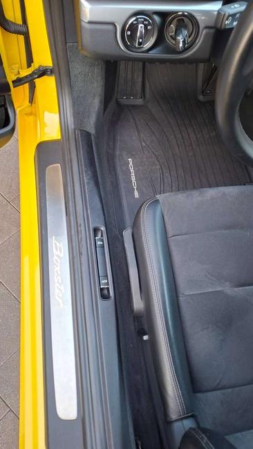 Porsche 718 Cabriolet Boxster — photo 17