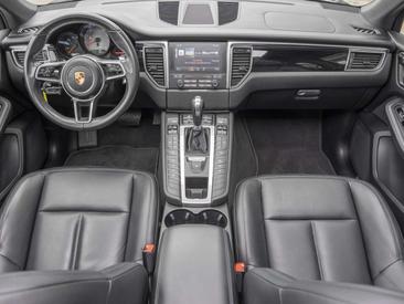 Porsche Macan I S — photo 4