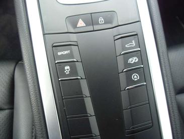 Porsche 718 Cayman — photo 12