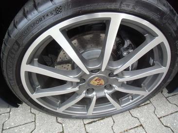 Porsche 718 Cayman — photo 15
