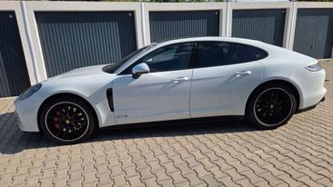 Porsche Panamera GTS — photo 3