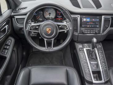 Porsche Macan I S — photo 12