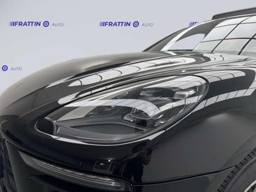 Porsche Macan — photo 10