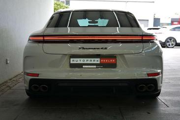 Porsche Panamera 4S E-Hybrid — photo 4
