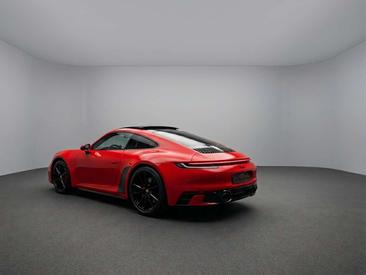 Porsche 911 Carrera 4S — photo 7