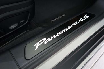 Porsche Panamera 4S E-Hybrid — photo 6