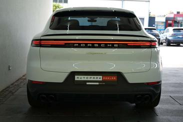 Porsche Cayenne S E-Hybrid — photo 4