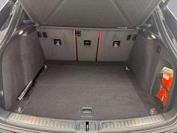 Porsche Macan — photo 22