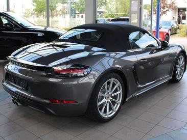 Porsche 718 Cabriolet Boxster — photo 2