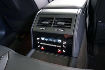 Porsche Panamera 4S E-Hybrid — photo 10