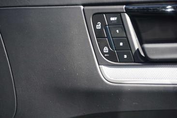 Porsche Cayenne S E-Hybrid — photo 12