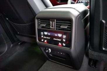 Porsche Cayenne S E-Hybrid — photo 9