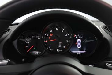 Porsche 718 Cayman — photo 12
