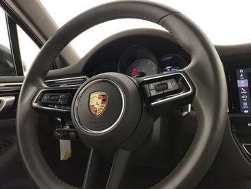 Porsche Macan I S — photo 7