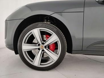 Porsche Macan I S — photo 11