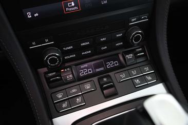 Porsche 718 Cayman — photo 18