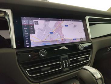 Porsche Macan I S — photo 13
