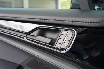 Porsche Panamera 4S E-Hybrid — photo 19