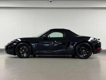Porsche 718 Cabriolet Boxster — photo 2