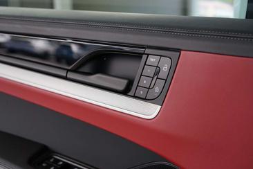 Porsche Cayenne S E-Hybrid — photo 19