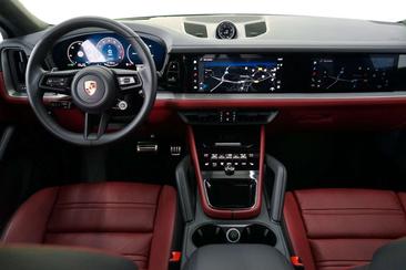 Porsche Cayenne S E-Hybrid — photo 24