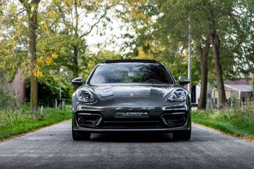 Porsche Panamera 4 E-Hybrid — photo 2