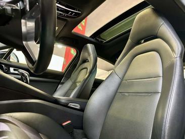Porsche Panamera 4 E-Hybrid — photo 12