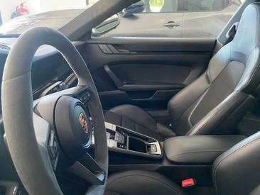 Porsche 911 Carrera T — photo 19