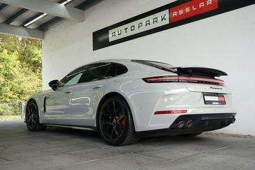 Porsche Panamera 4S E-Hybrid — photo 30