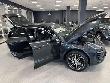 Porsche Macan I S — photo 6