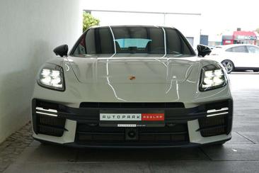 Porsche Panamera 4S E-Hybrid — photo 32