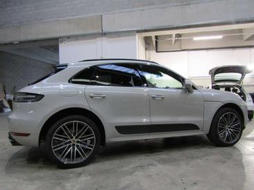 Porsche Macan I S — photo 4