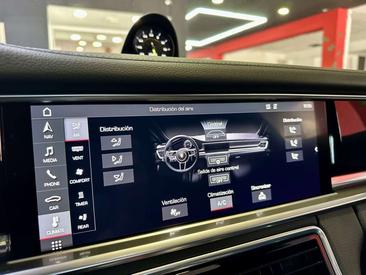 Porsche Panamera 4 E-Hybrid — photo 19