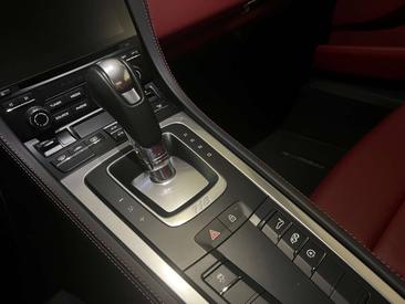 Porsche 718 Cayman S — photo 19