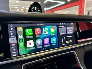 Porsche Panamera 4 E-Hybrid — photo 22