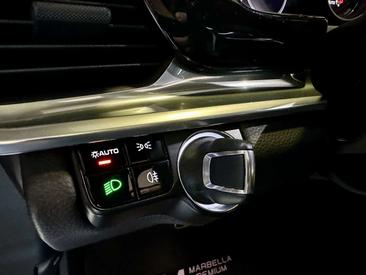 Porsche Panamera 4 E-Hybrid — photo 26