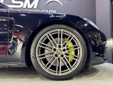 Porsche Panamera 4 E-Hybrid — photo 41