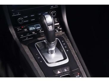 Porsche 911 Targa Targa 4 GTS — photo 17