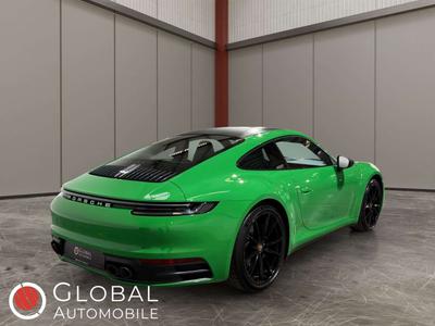 Porsche 911 Carrera