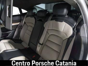 Porsche Taycan Turbo S — photo 14