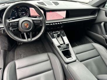 Porsche 911 Carrera S — photo 15
