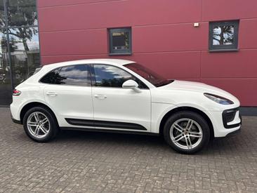 Porsche Macan — photo 5