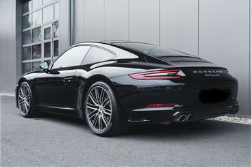 Porsche 911 Carrera — photo 3