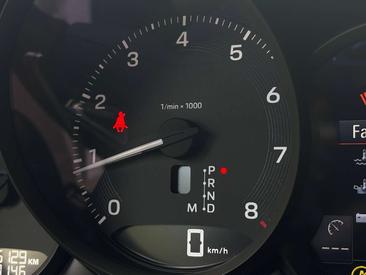 Porsche Macan — photo 18