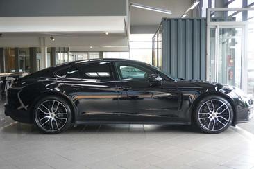 Porsche Panamera 4 E-Hybrid — photo 4