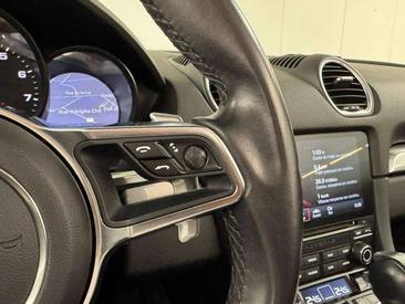 Porsche 718 Cabriolet Boxster — photo 12