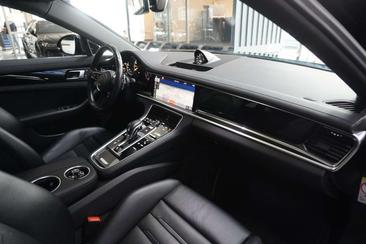 Porsche Panamera 4 E-Hybrid — photo 24