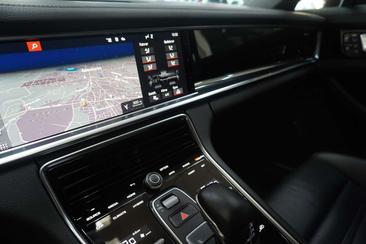 Porsche Panamera 4 E-Hybrid — photo 36