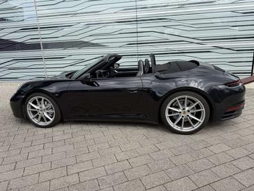 Porsche 911 Cabriolet Carrera — photo 2