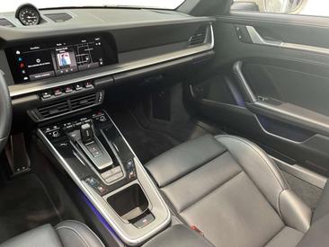 Porsche 911 Carrera — photo 14